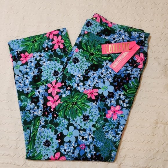 Lilly Pulitzer Pants - NWT Lilly Pulitzer UPF 50+ Luxletic 28" Alston High Rise Pant size 8
